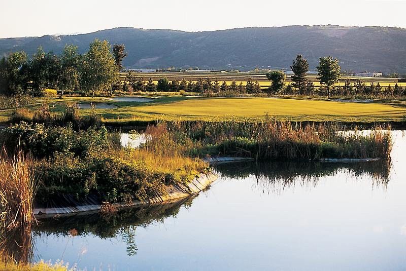 Best Western Golf D'Альбон Екстер'єр фото