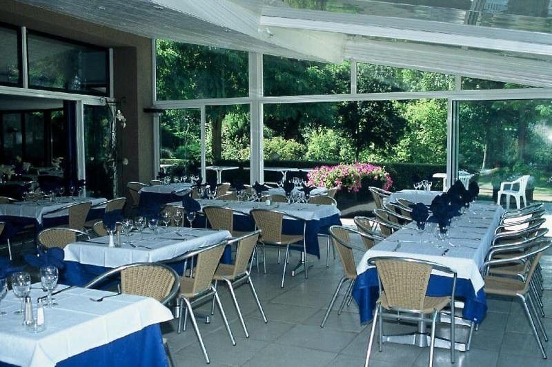 Best Western Golf D'Альбон Екстер'єр фото